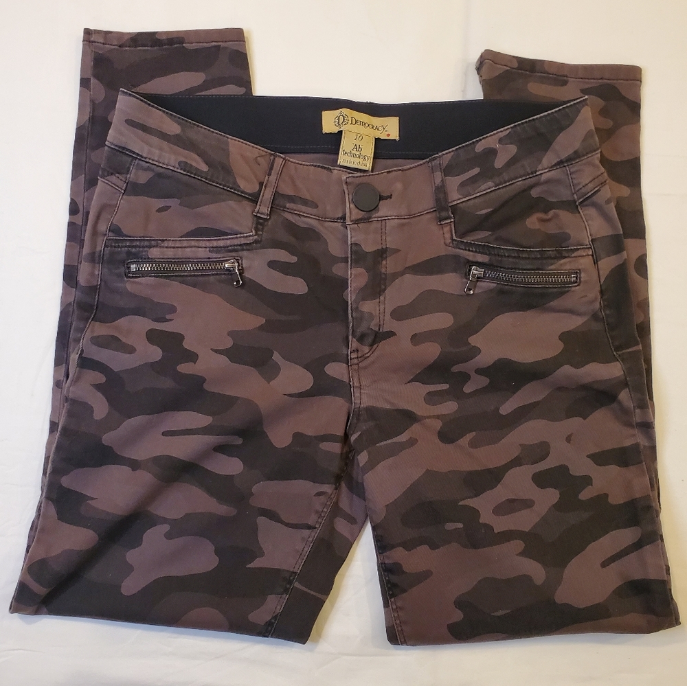 Democracy "Ab" Technology Freedom Ankle Length‎ Camo Skinny Jeans 10 Gray Brown
